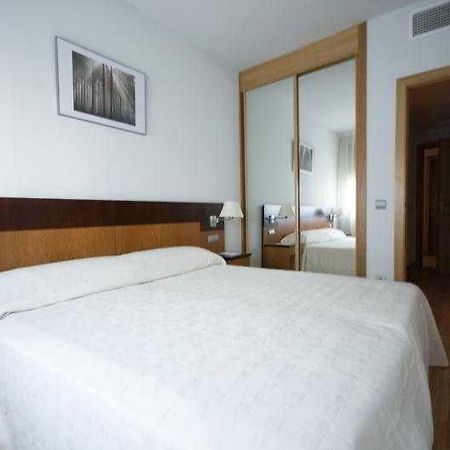 Suites Kris Aeropuerto Madrid Exterior photo